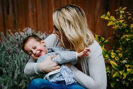 mom and child