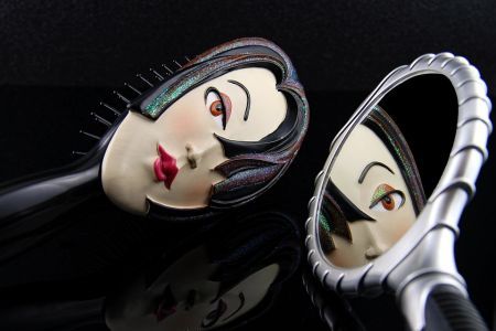 Married to a Narcissist and You Want Out?