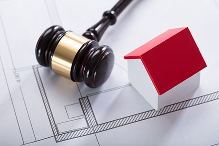 How to Settle a Property Line Dispute